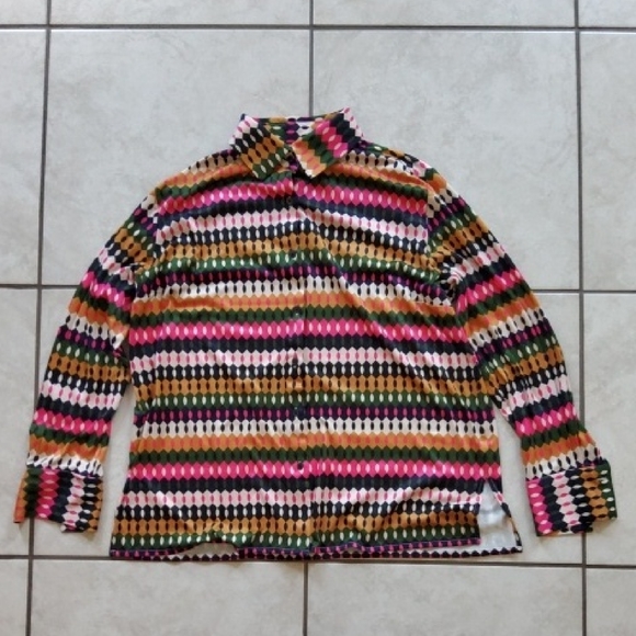 Vilagallo Tops - Vilagallo Geometric Patterned Shirt with Pink and Green Accents